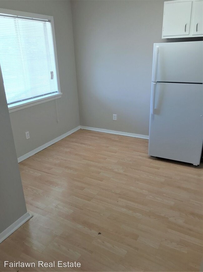 Building Photo - 807 S Randolph St