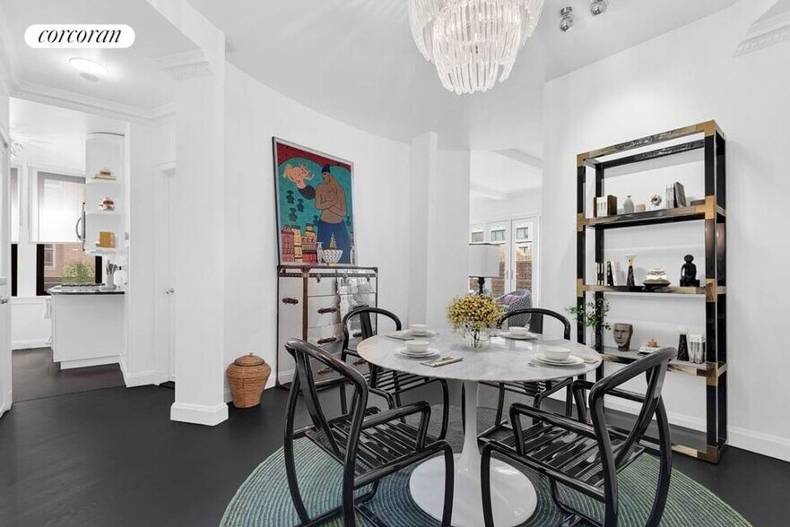 Building Photo - 320 E 57th St