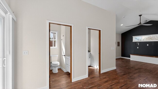 Building Photo - 1155 18th St NE