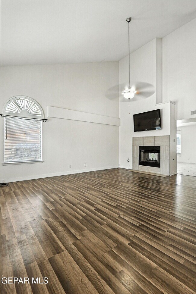 Building Photo - 5052 Silver Cholla Dr