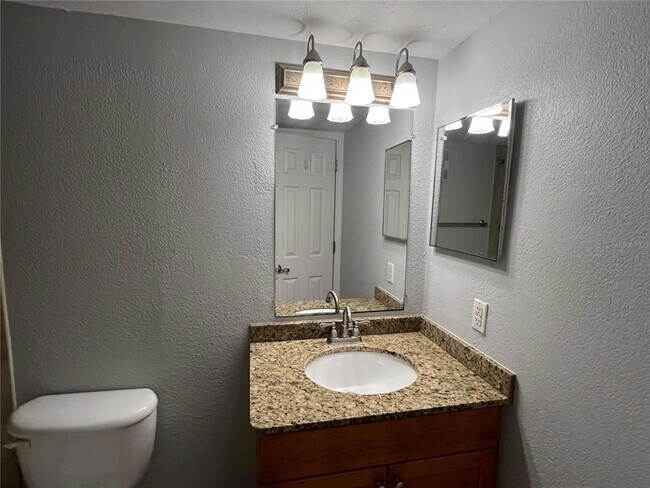 Building Photo - 2650 Coconut Bay Ln