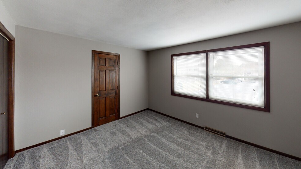 Building Photo - 1608 30th Ave