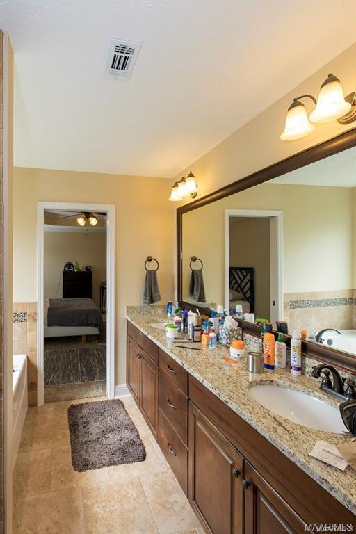 Building Photo - 175 Serene Ln