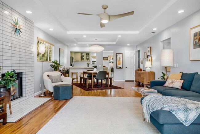 Building Photo - A charming 3-bedroom, 2.5 bath home in Don...