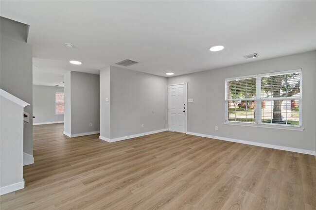 Building Photo - 3930 Brighton Springs Ln