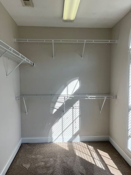 Building Photo - Spacious home in Karns community Millers Plantation S/D