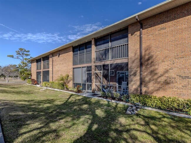 Building Photo - 217 Airport Ave W