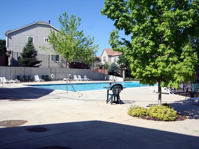 Building Photo - 1273 S Zeno Way