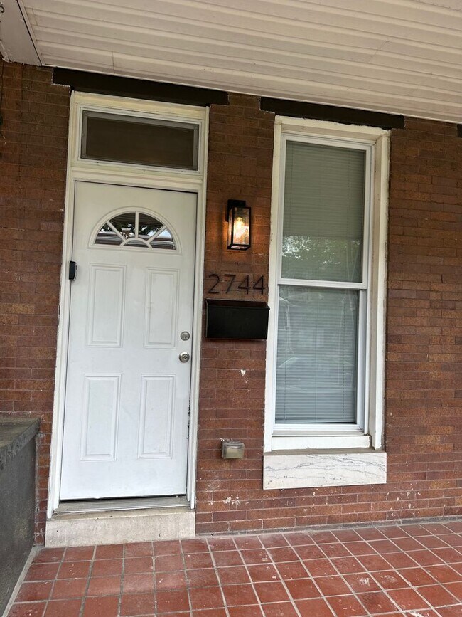 Building Photo - Newly Renovated 4BR/2BA Family Home in Winchester – Outdoor Space, Modern Kitchen & More