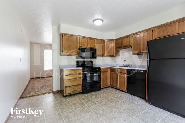 Building Photo - 4412 Tucson Dr