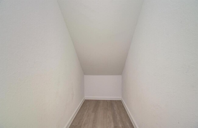 Building Photo - 4138 Balboa Dr