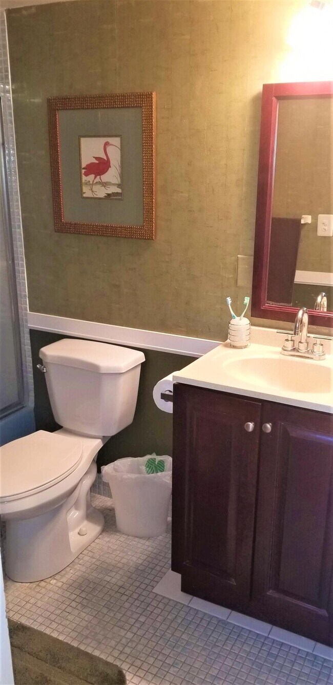 Building Photo - 14721 Bonaire Blvd