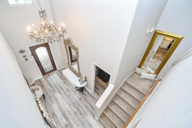 Building Photo - 25611 Winford Estate Dr
