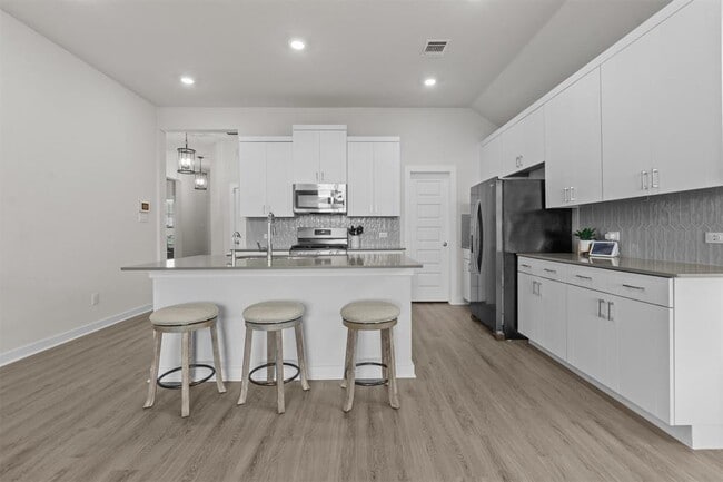 Building Photo - 12805 Albatross Pass