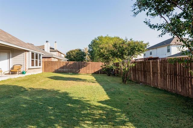 Building Photo - 304 Vista Way Dr