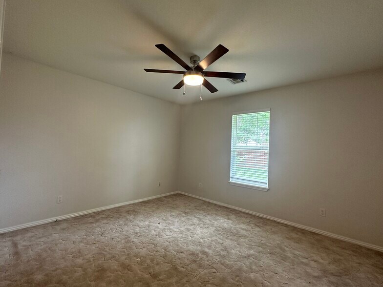 Building Photo - 312 Edgehill Ave