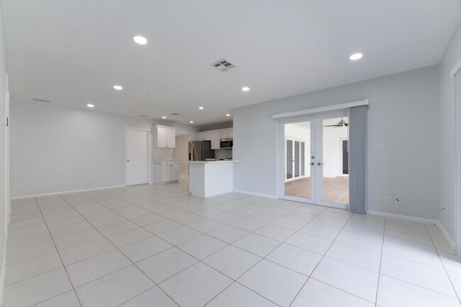 Building Photo - 4695 Brandywine Dr