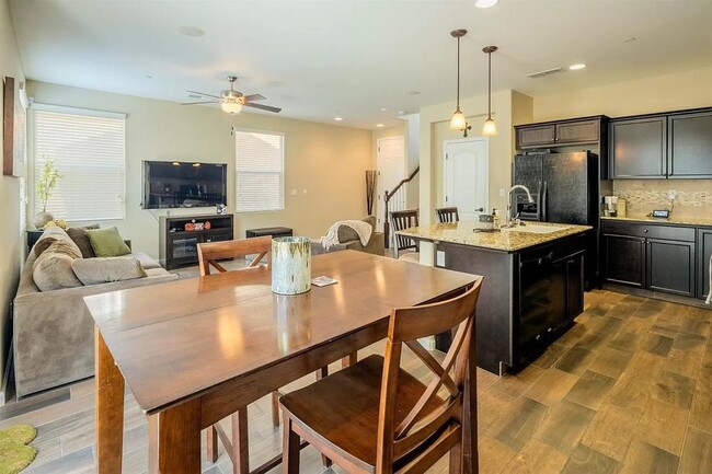 Building Photo - 2119 Makenna Dr