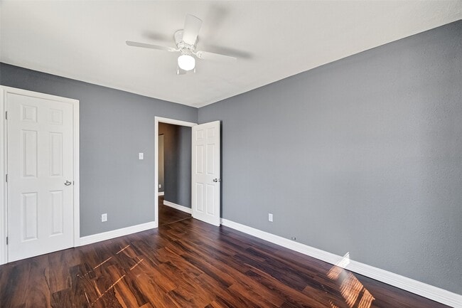 Building Photo - 3807 Love St