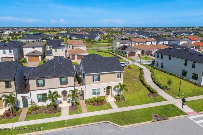 Building Photo - 8110 Allure Dr