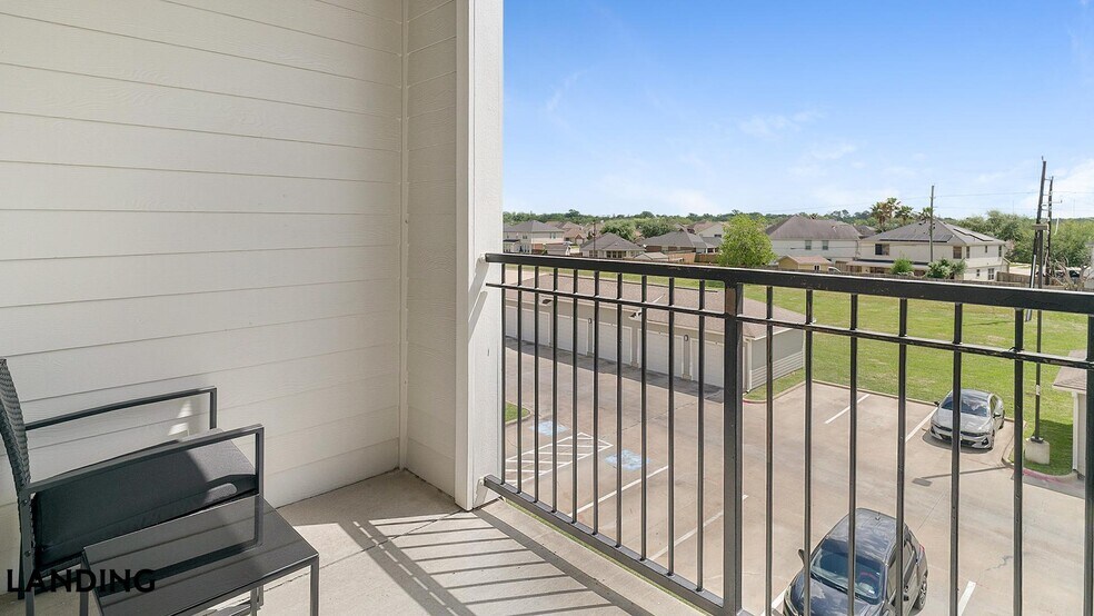 Building Photo - 14580 Crosby Fwy
