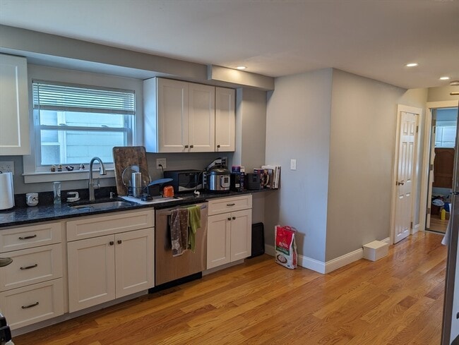 Building Photo - 11 Kearney St