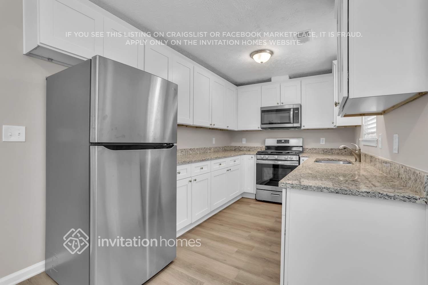 Building Photo - 3742 Saddle Ridge Dr SW