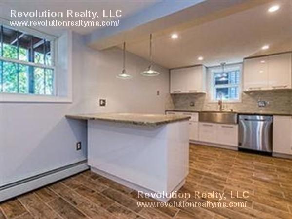 Building Photo - 794 Dorchester Ave