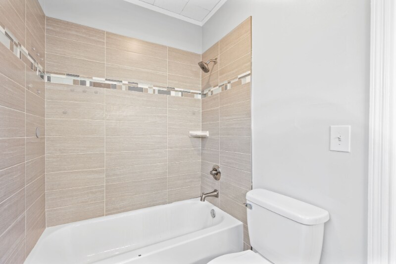 Building Photo - 506a N Thomas Rd