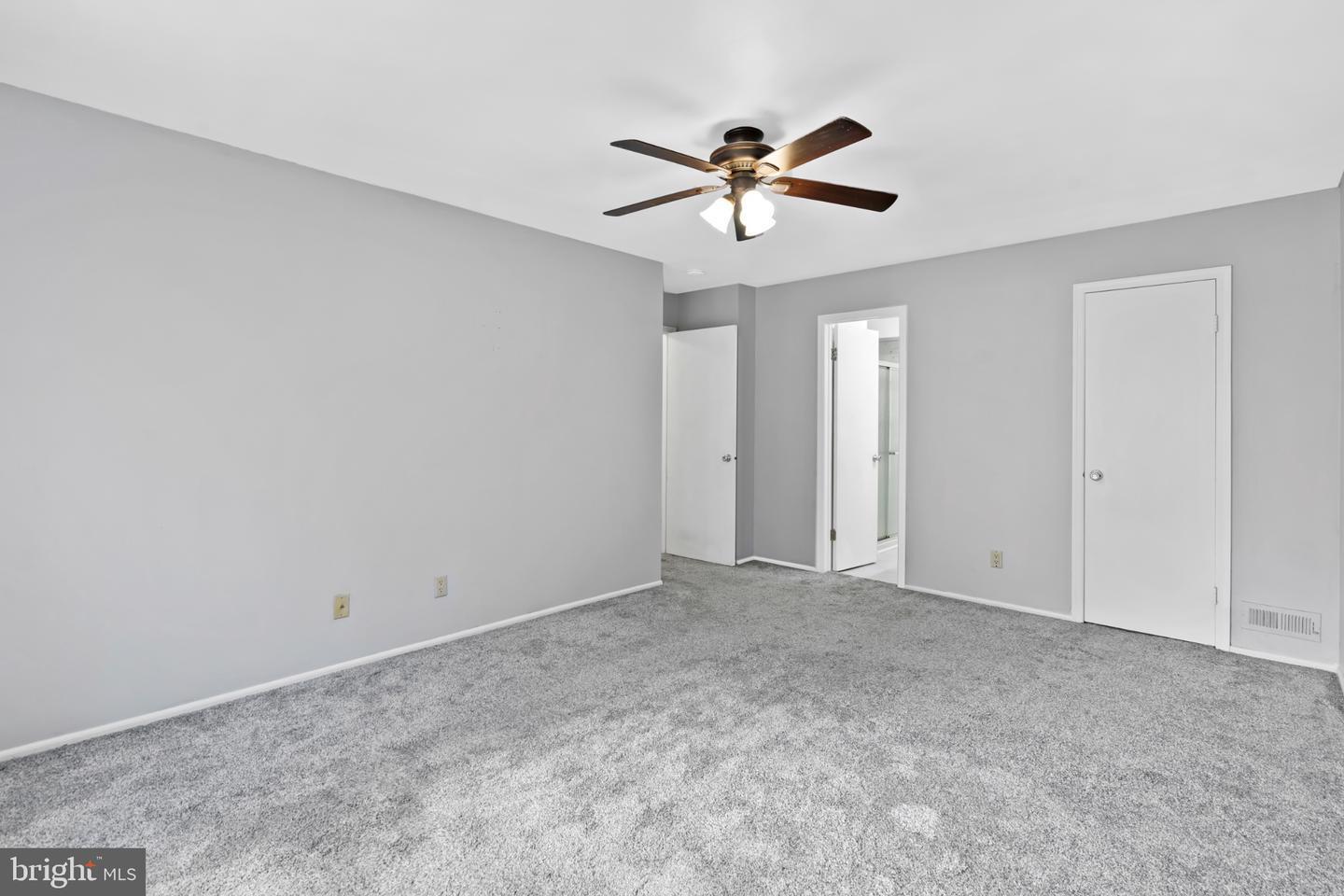 Building Photo - 501A Harwood Ct