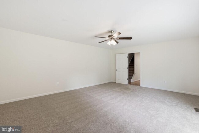 Building Photo - 9113 Bramble Bush Ct