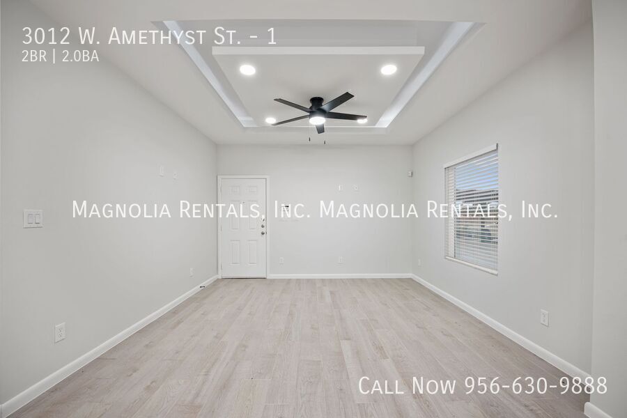 Building Photo - 3012 W Amethyst St