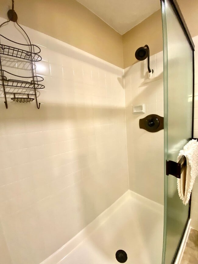 Building Photo - The Foothills Condo, 2 BD / 2 BA Single St...
