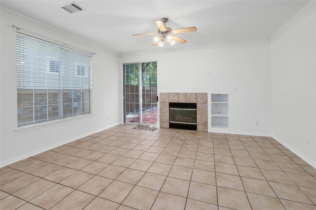 Building Photo - 8518 Cahill Dr