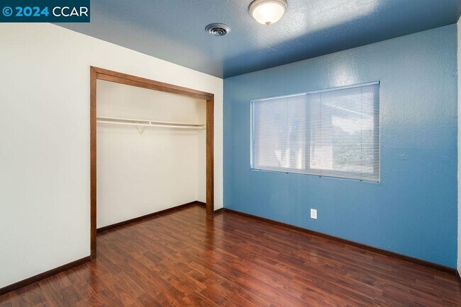 Building Photo - 1326 Babel Ln