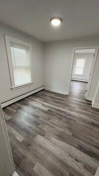 Building Photo - 161 N Main St