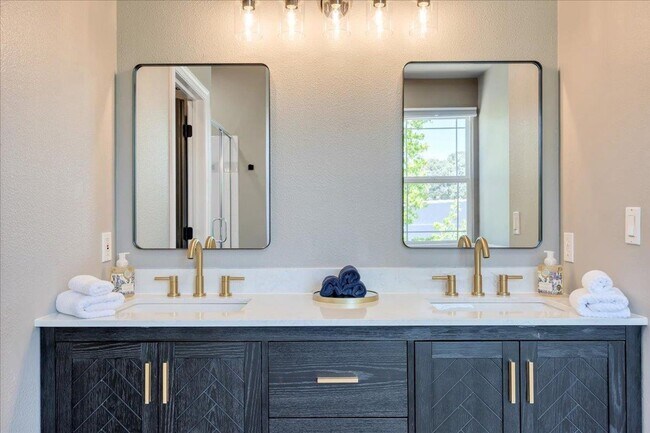 Building Photo - Luxury Lakefront Retreat with Pool, Hot Tub & Private Dock on Lake Tulloch - Recently Remodeled!