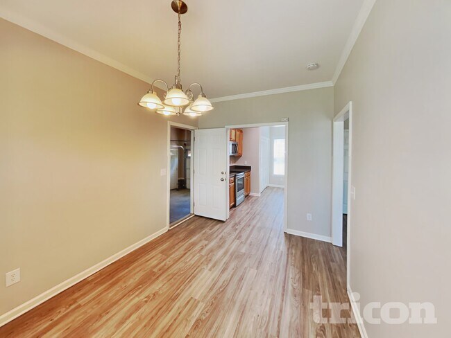 Building Photo - 5931 Bluestem Cir