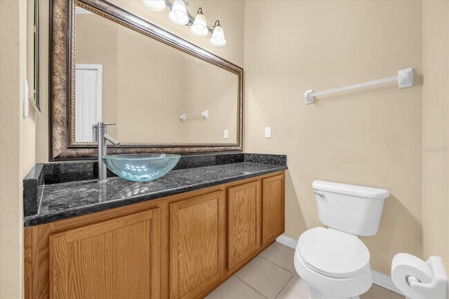 Building Photo - 3577 Wilshire Way Rd