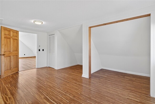 Building Photo - 999 Salmon Creek Rd