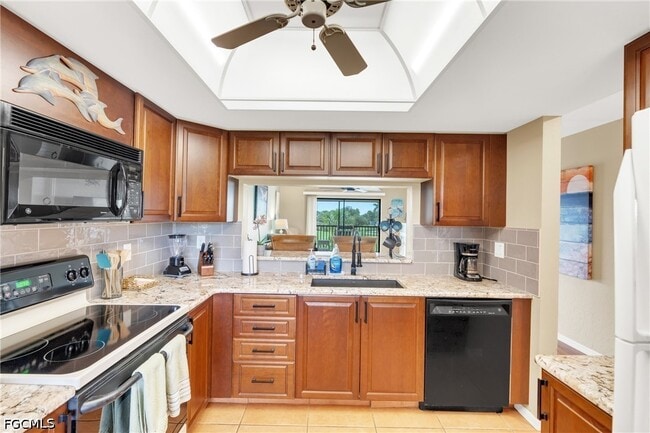 Building Photo - 12150 Kelly Sands Way