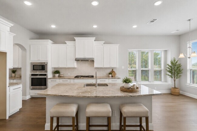 Building Photo - 138 Spanish Bluebell Dr