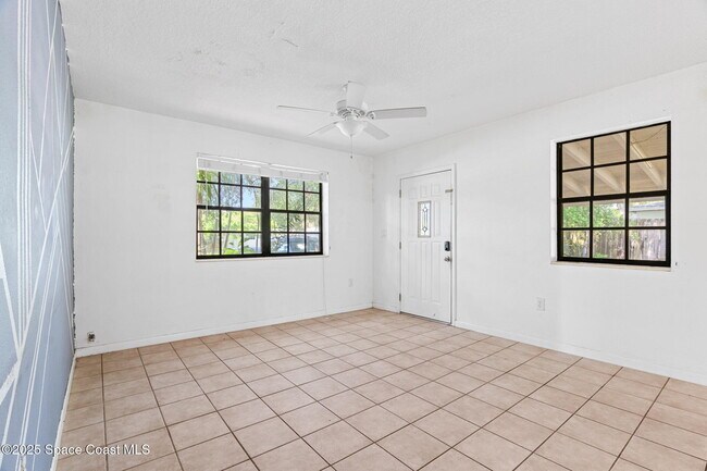 Building Photo - 504 Cornell Ave