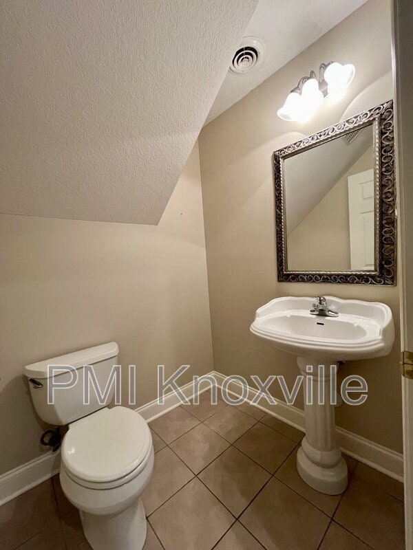 Building Photo - 4601 Ivy Rose Dr