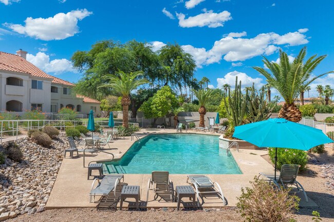 Building Photo - 10401 N 52nd St