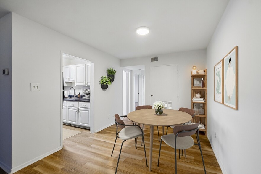 Building Photo - ReNew Alexandria