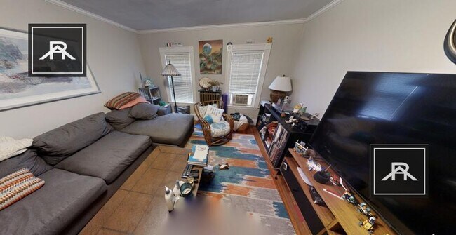 Building Photo - 2 bedroom in Newton MA 02461