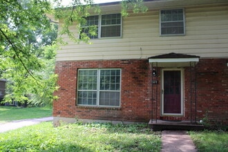 Building Photo - 611 Sherman St