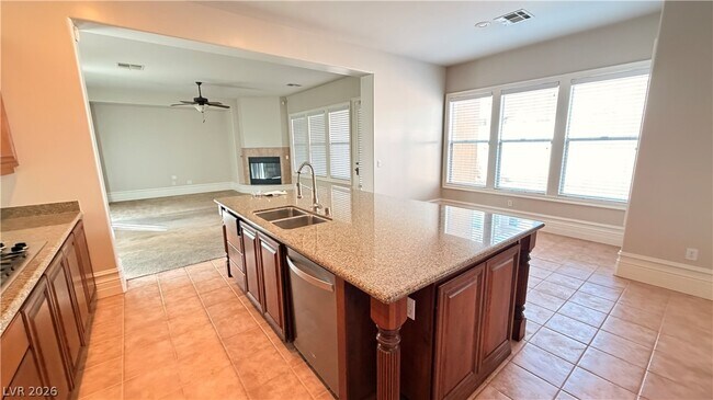 Building Photo - 496 Via Palermo Dr