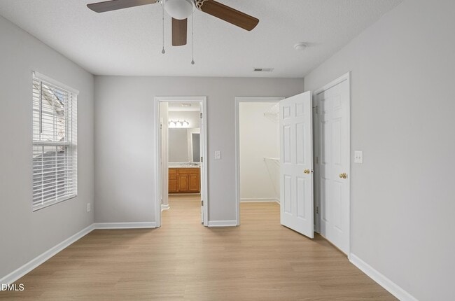 Building Photo - 108 Henson Pl